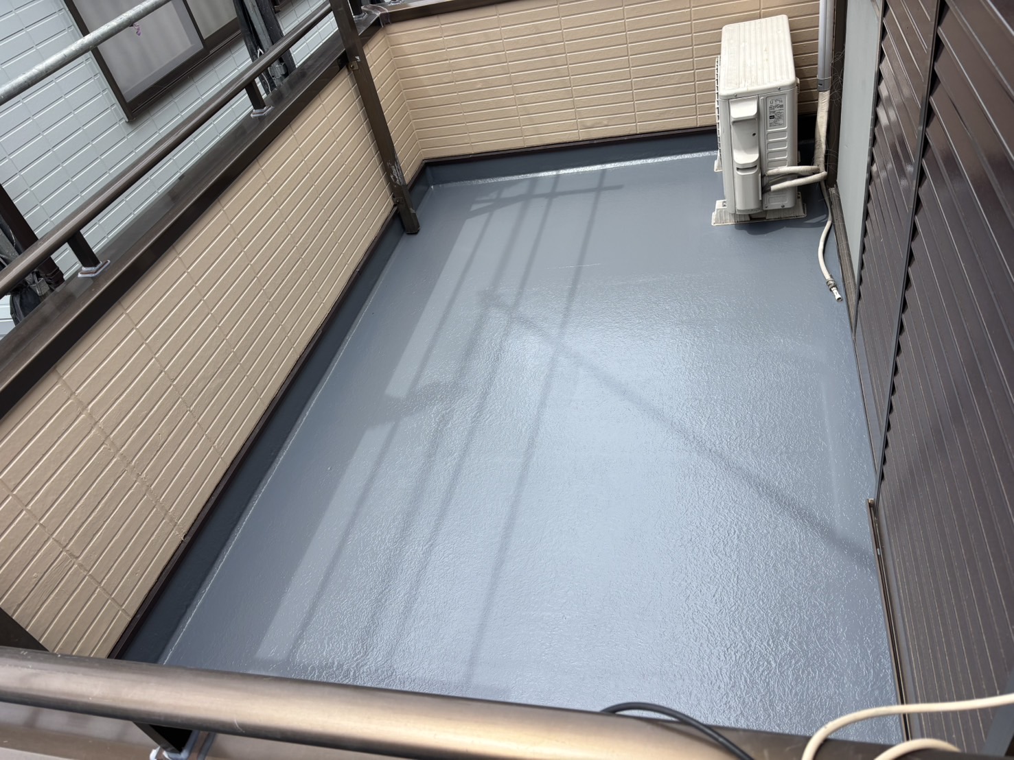 ベランダ清掃作業 after