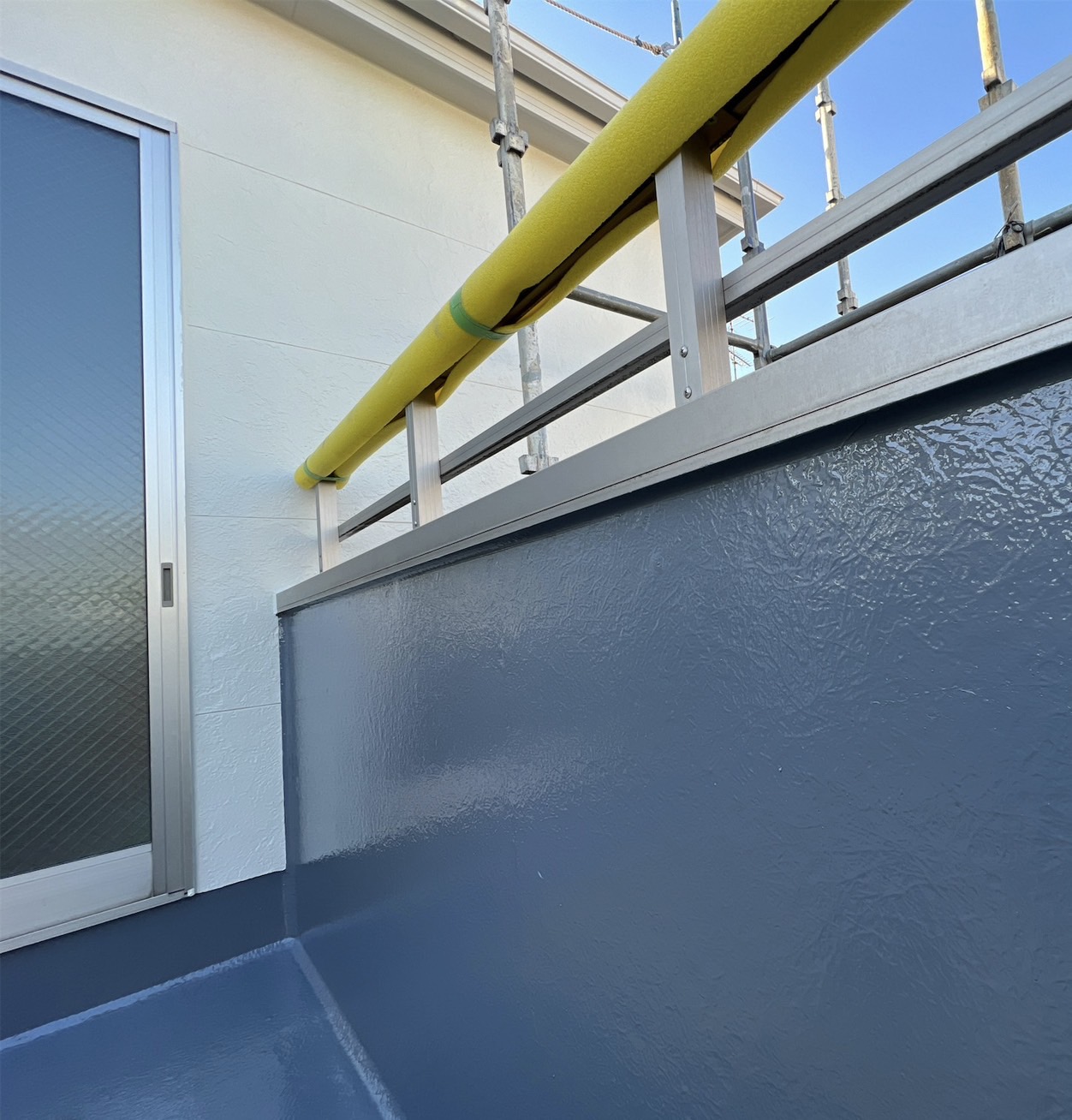 ベランダ清掃作業 after