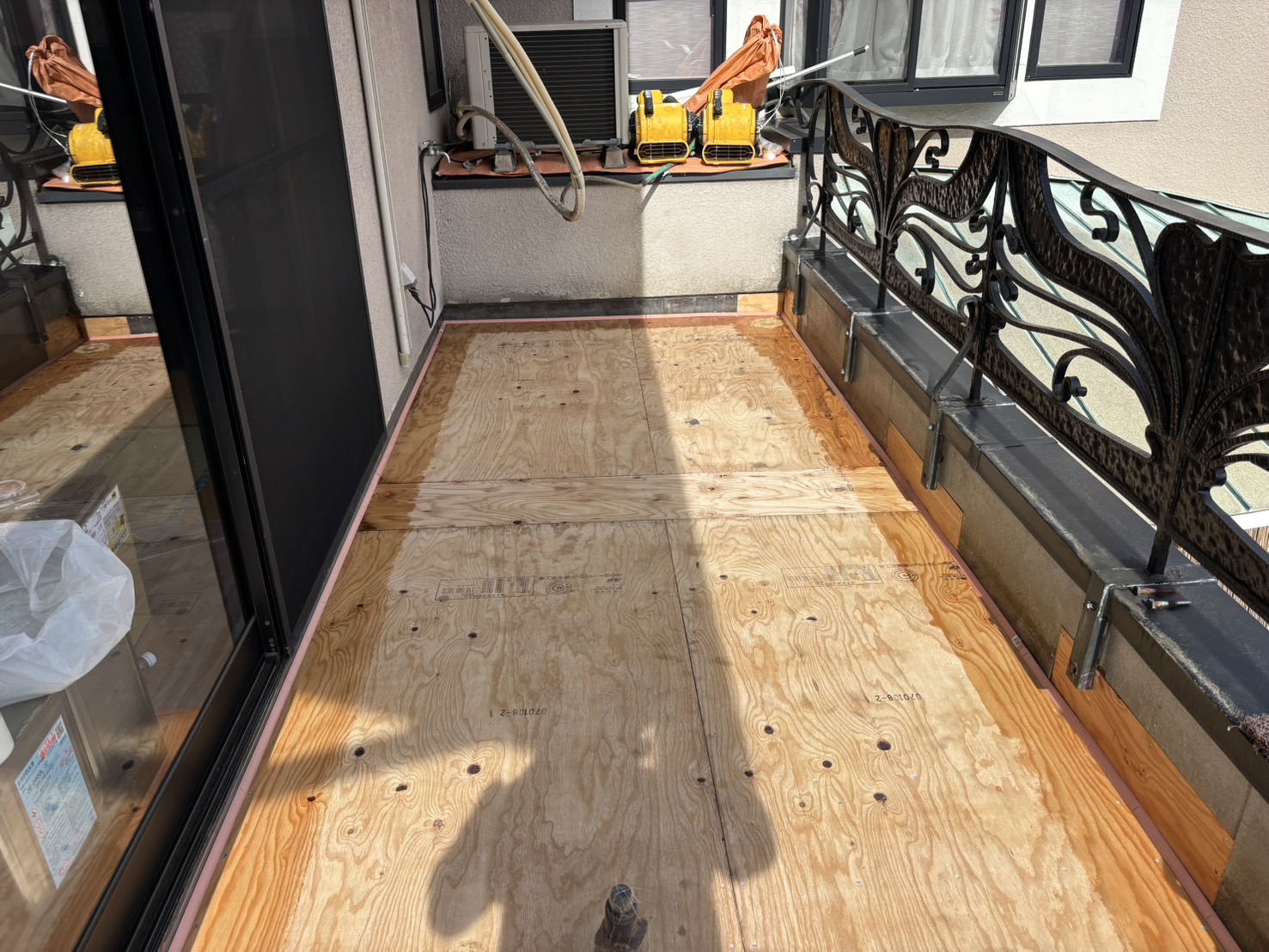 ベランダ清掃作業 after